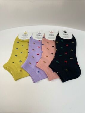 Women's Heart Pattern Ankle Socks - Multi Color Pack Set of 4  SIZE 6-10
